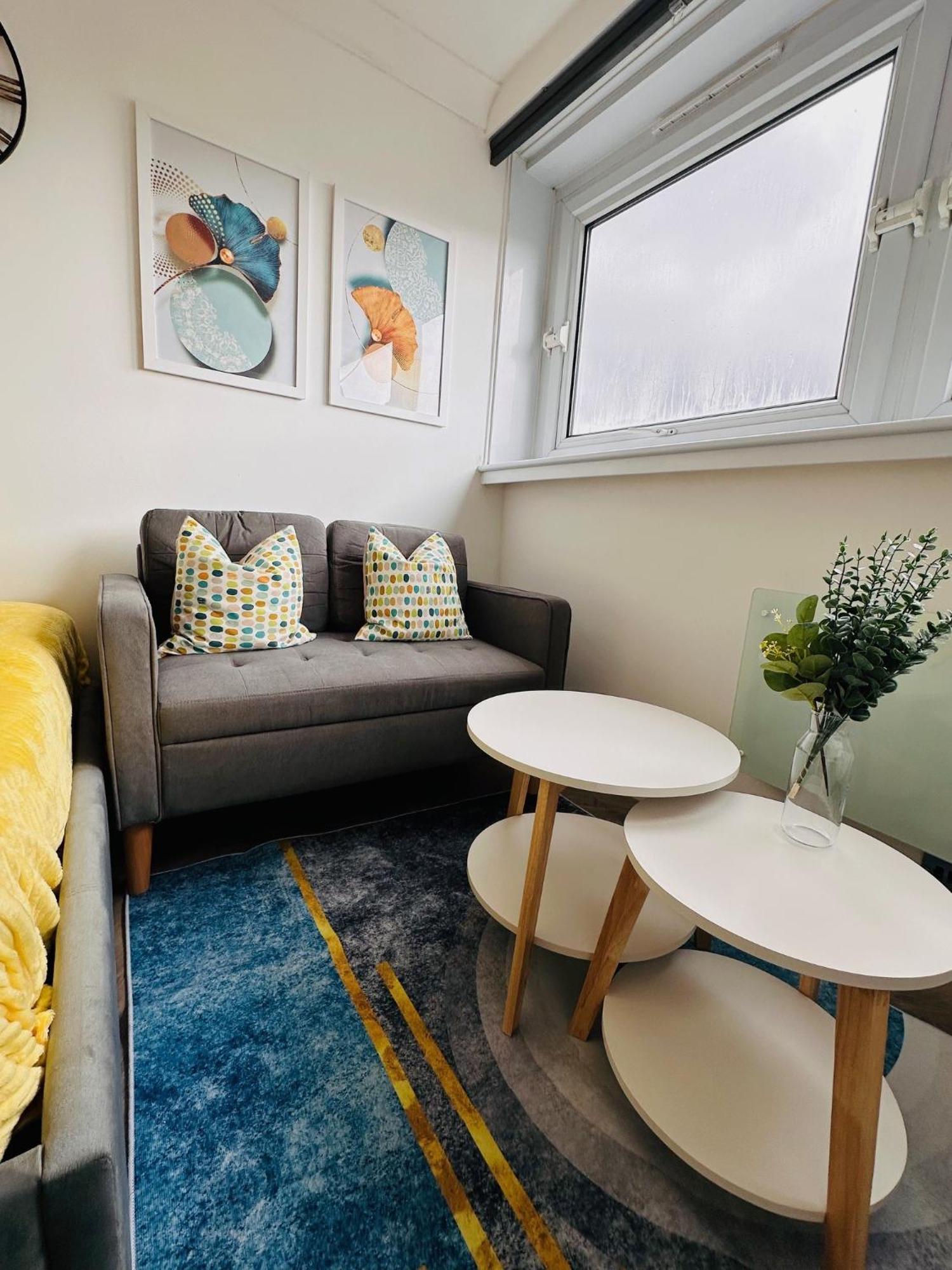 R1 - Private Room In Modern Shared Apartment, Each With Kitchenette, Central Birmingham Eksteriør bilde